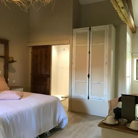 Nocleg ze śniadaniem D Hotes La Cle Des Arches 3*